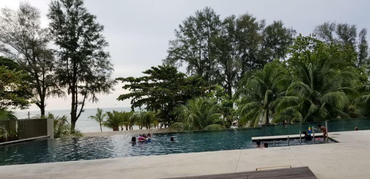By The Sea Beach Luxury Resort - Batu Feringgi Exteriér fotografie
